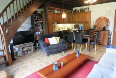 Maison de Village individuelle actuellement divisée en 3 logements en plein coeur de Chancy