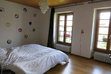Maison de Village individuelle actuellement divisée en 3 logements en plein coeur de Chancy