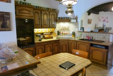 Maison de Village individuelle actuellement divisée en 3 logements en plein coeur de Chancy