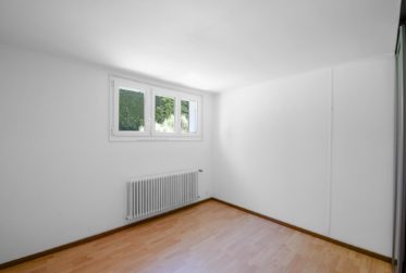 Exclusivité - Villa mitoyenne de plain-pied en pignon et au calme absolu à Plan-Les-Ouates