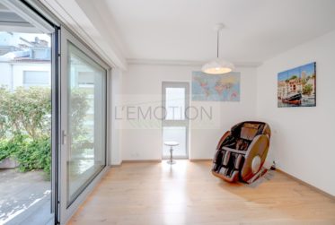 SUPERBE APPARTEMENT CONTEMPORAIN AU SEIN D'UNE RÉSIDENCE DE HAUT STANDING À DEUX PAS DU LAC