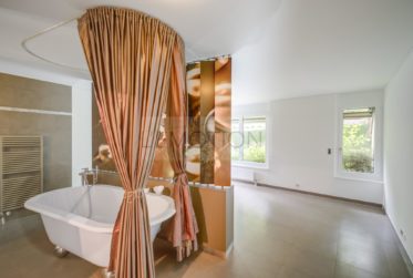 Magnifique duplex avec terrasse-jardin au sein d'une Résidence privée et sécurisée