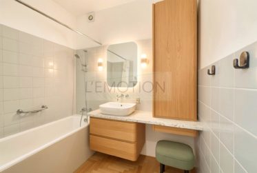 Exclusivité - Agréable appartement de 5 pièces au calme absolu - Casatax - A remettre au goût du jour