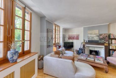 Exclusivité - Spacieux Appartement de charme de 3 pièces au coeur de la Vieille-Ville